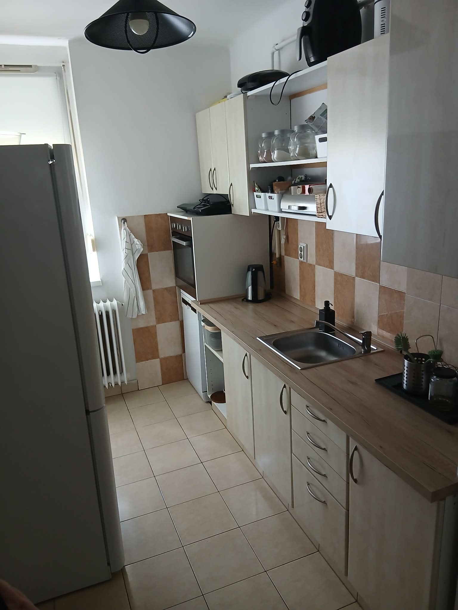 Ziegelwohnung mit Balkon und sicherem Parkplatz in Székesfehérvár – Bild 5