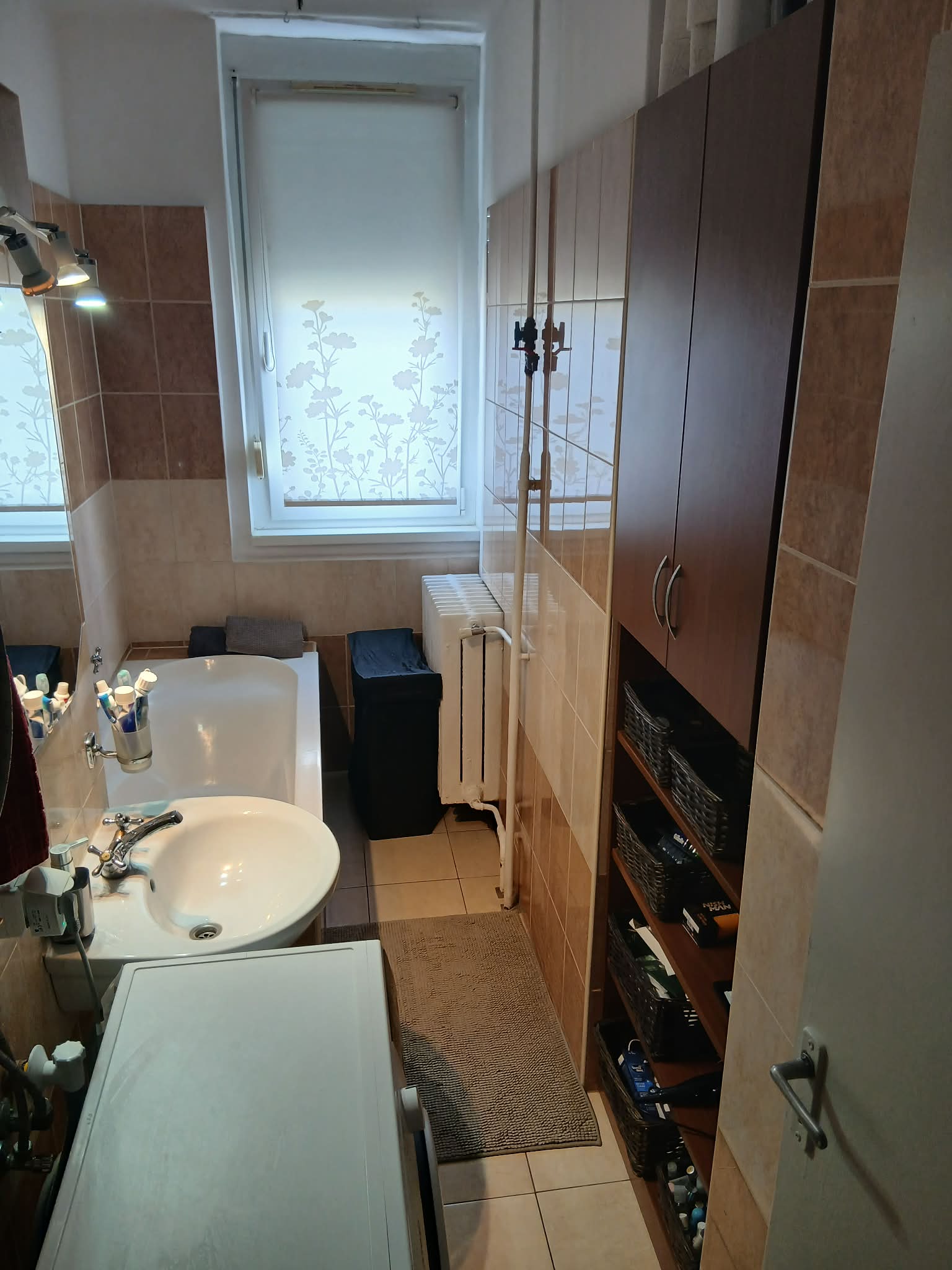 Ziegelwohnung mit Balkon und sicherem Parkplatz in Székesfehérvár – Bild 4